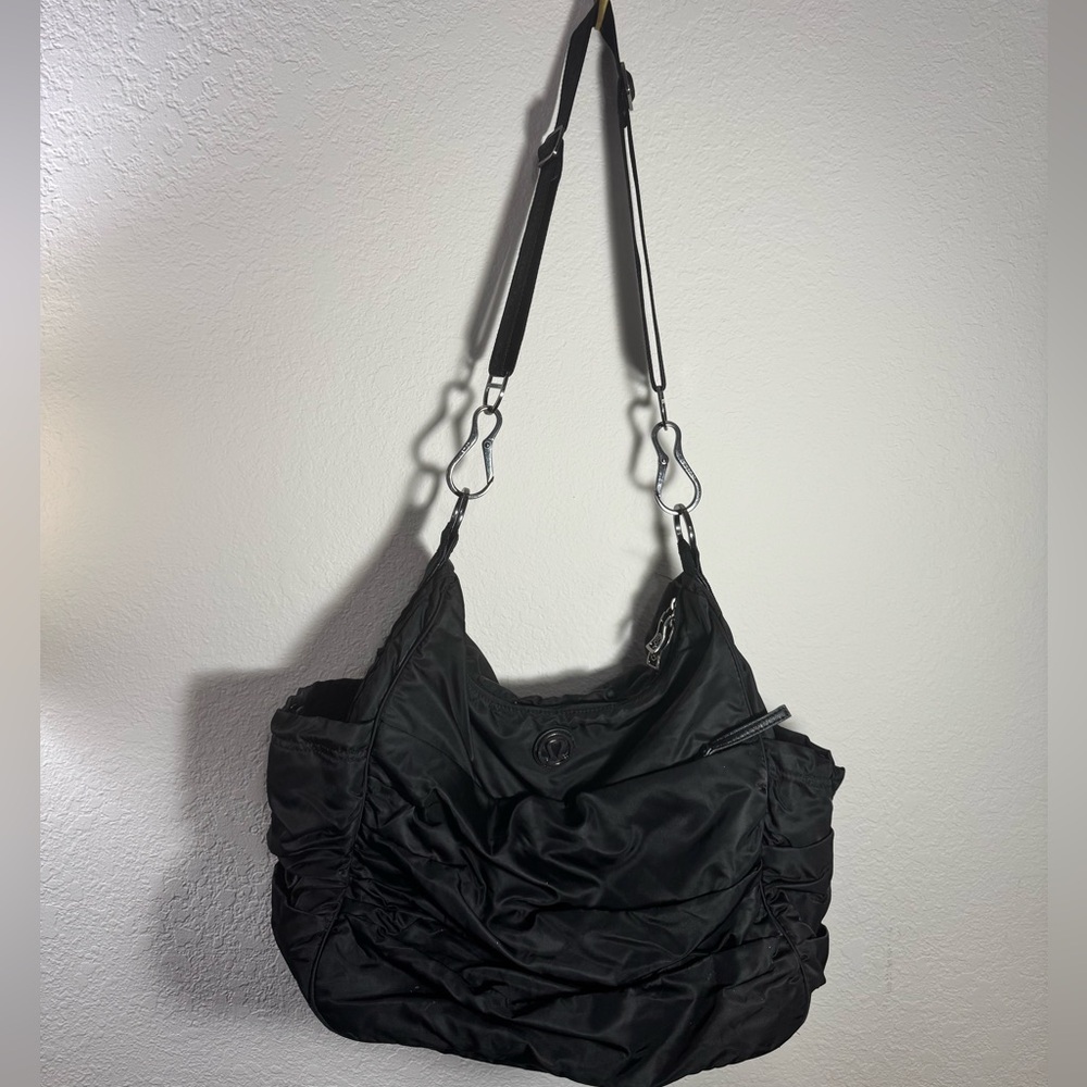 Lululemon Arabesque Bag Black - Picture 2 of 12